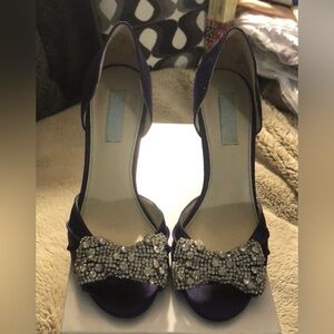 Betsey Johnson Purple Heels with Rhinestone Bow. Size 9.5M